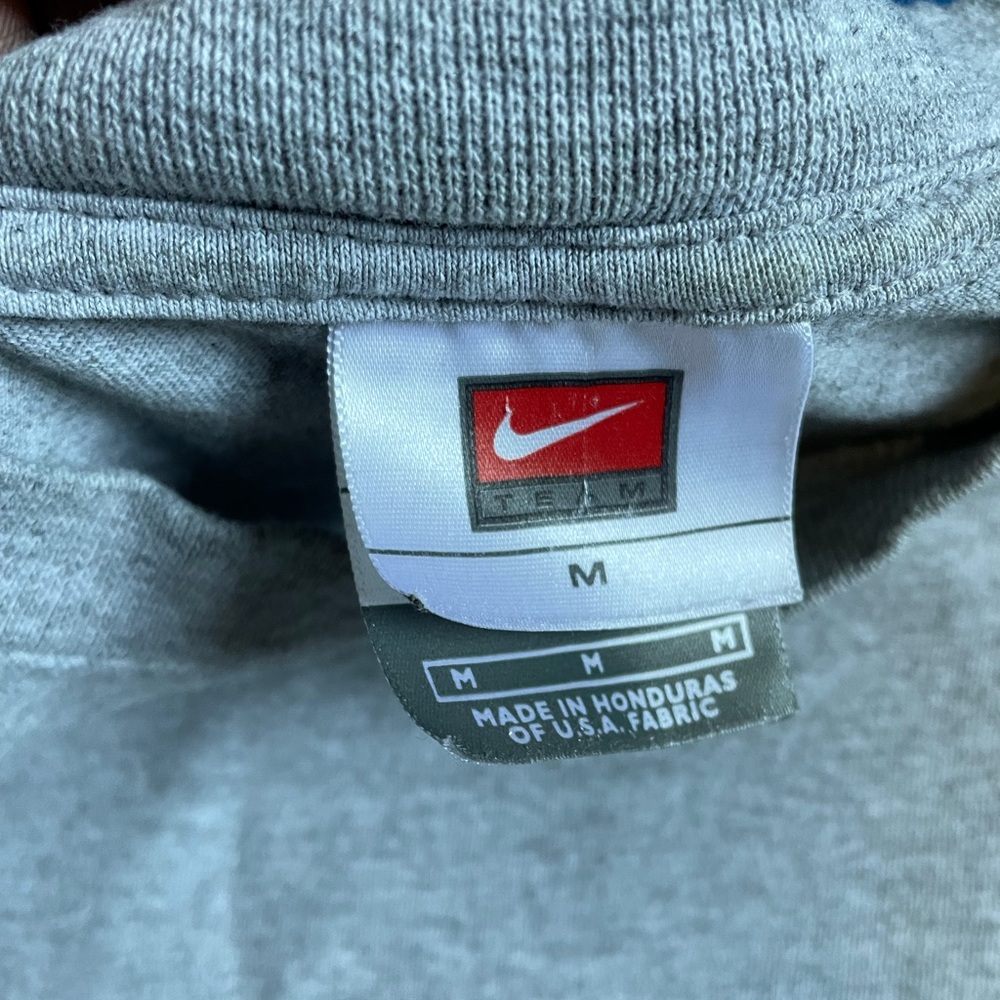 Vintage Nike University of Michigan Wolverines grey long sleeve shirt - Picture 4 of 4